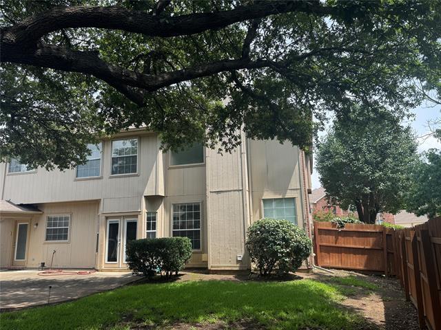 Building Photo - 5001 Union Lake Dr