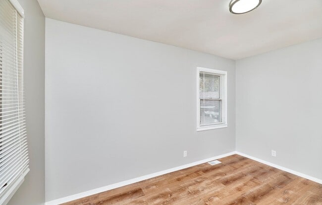 Building Photo - 5134 Red Cedar Ct