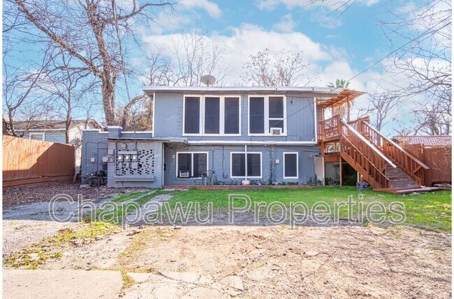 Primary Photo - 745 E Mulberry Ave