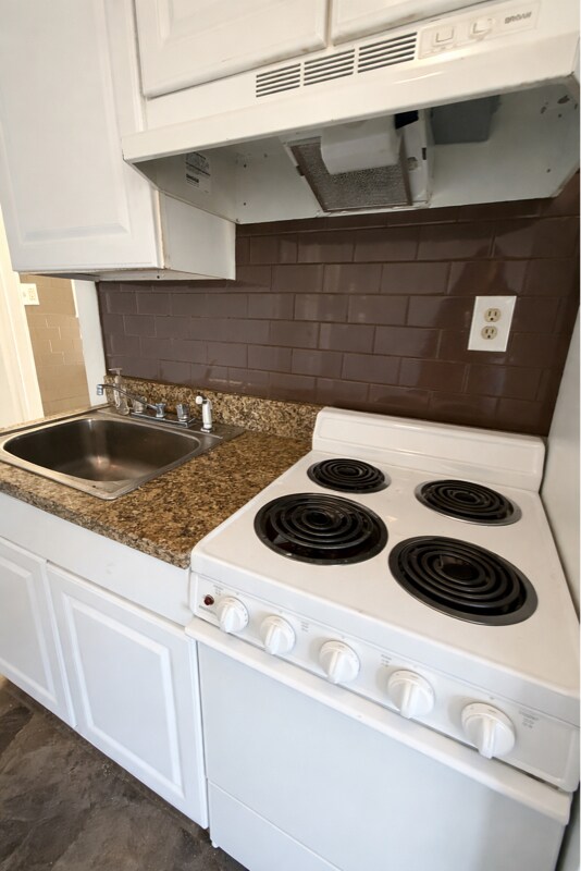 Building Photo - 406 N Loudoun St