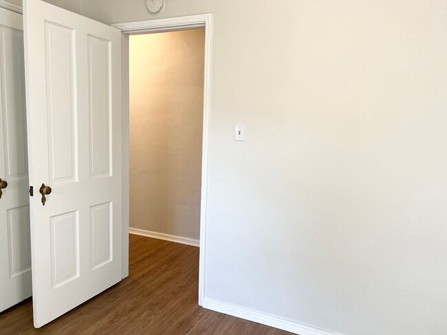Building Photo - 3205 George Cir