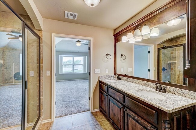 Building Photo - 5700 Goldfinger Rd