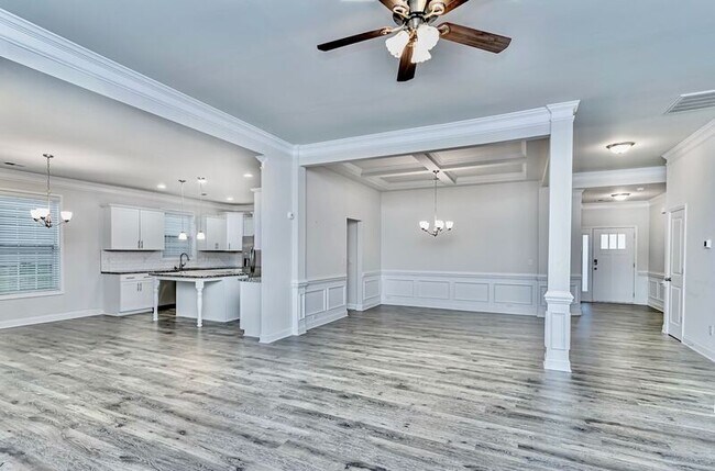 Building Photo - 110 Northwild Dr