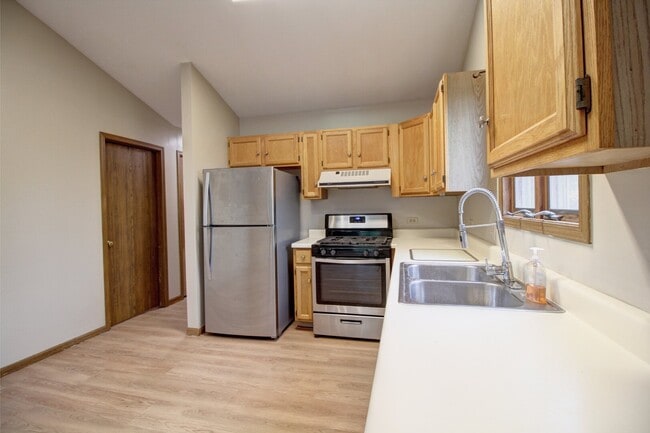 Building Photo - 1324 Post Oak Ct