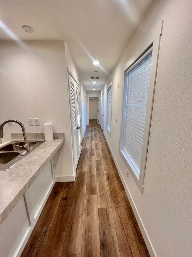 Building Photo - Brand New 2 Bedroom, 1 Bath ADU – Prime Location