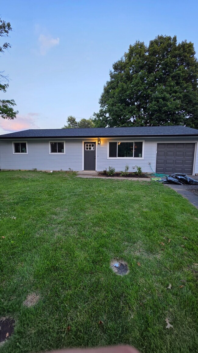 Building Photo - 6768 Pecos Dr
