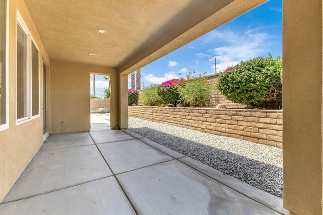 Building Photo - 81636 Rancho Santana Dr
