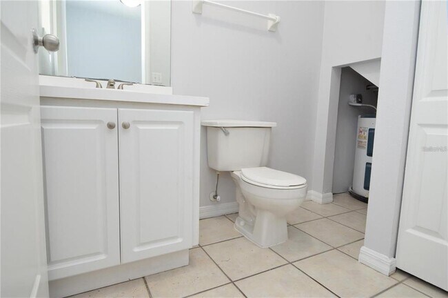 Building Photo - 3607 W Idlewild Ave