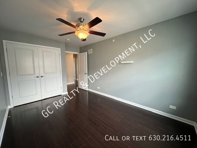 Building Photo - 54 Lakeview Pl