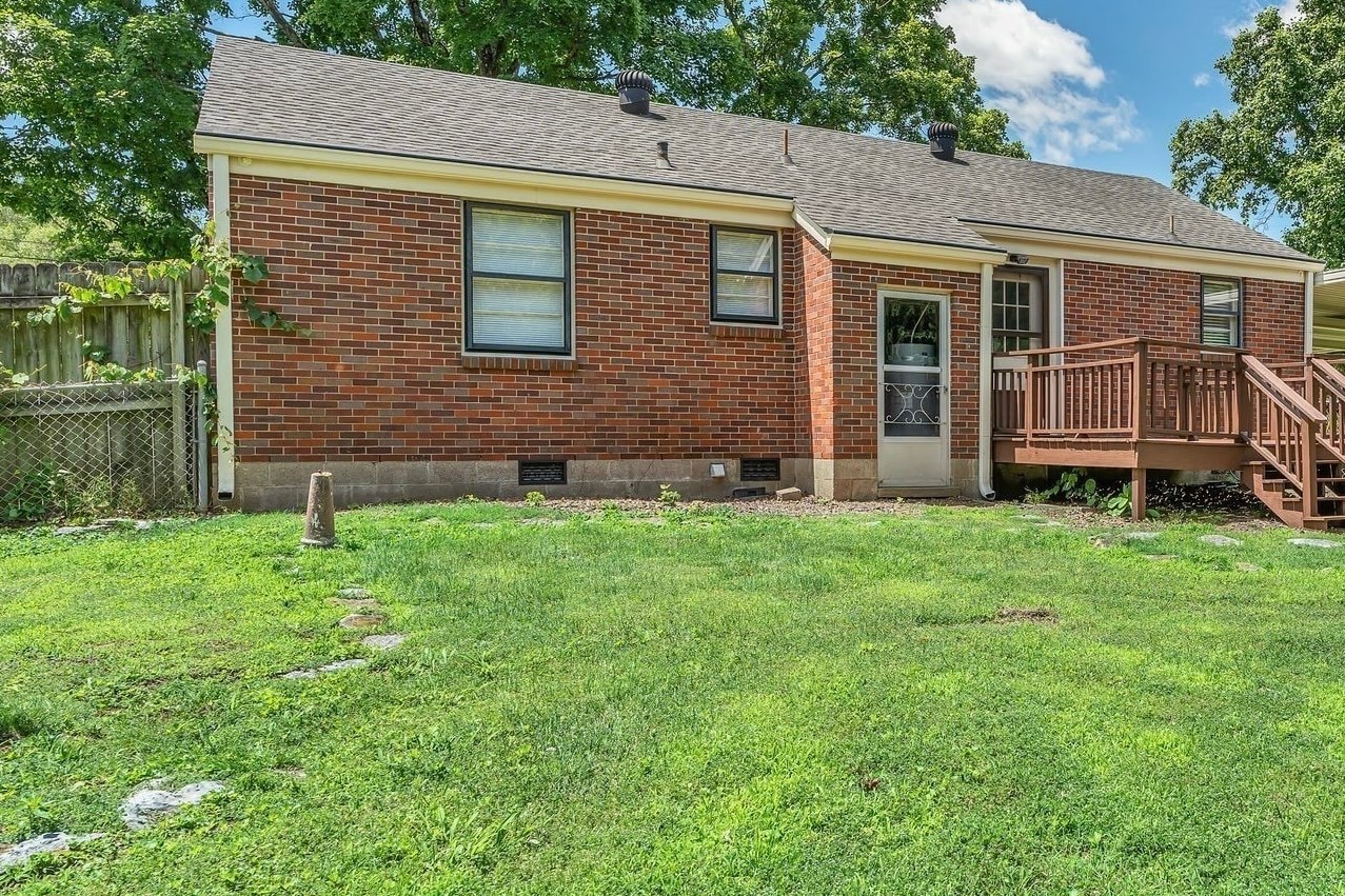 Building Photo - 3522 Hewlett Dr