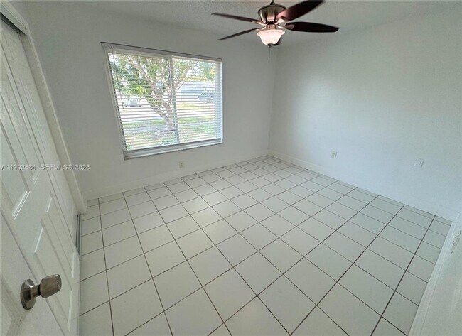 Building Photo - 9574 NW 19th Pl