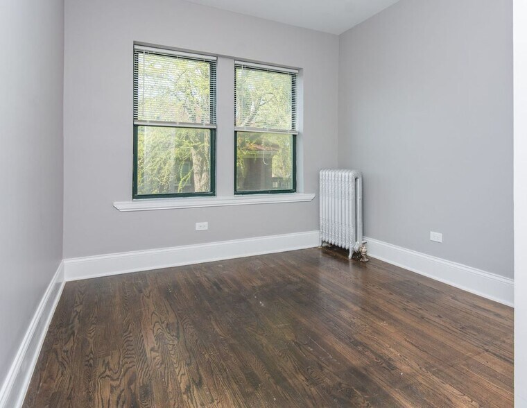 Building Photo - 6711 S Cregier Ave