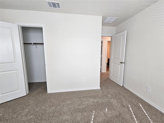Building Photo - 11304 W Pond Dr