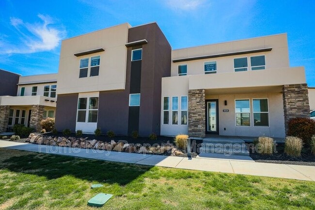 Building Photo - 5528 S Ochre Ln