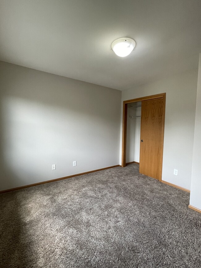 Building Photo - 3721 Frosted Leaf Dr