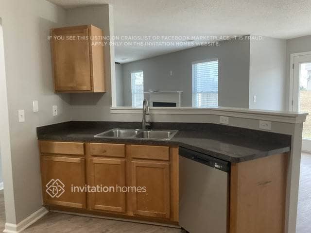 Building Photo - 5999 Horseshoe Ln