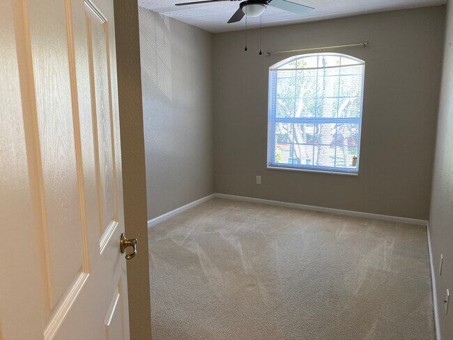 Building Photo - 7970 Evelyn Ct