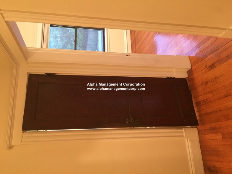 Building Photo - 17-19 Washington St. Unit 103