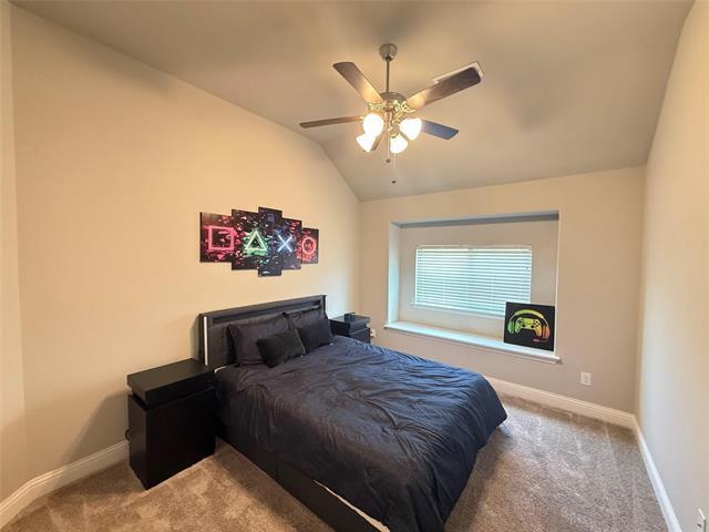 Building Photo - 210 Jacaranda Dr