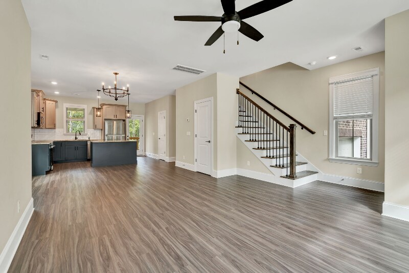 Building Photo - 499 Hungry Hollow Rd SE