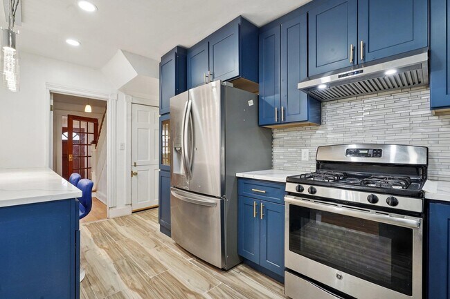 Building Photo - 1507 80th St