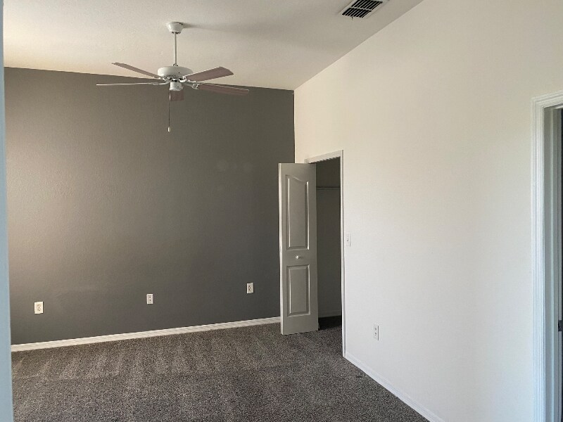 Building Photo - 8397-8338 38th St Cir E