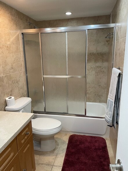 2nd Bathroom - 5005 Collins Ave