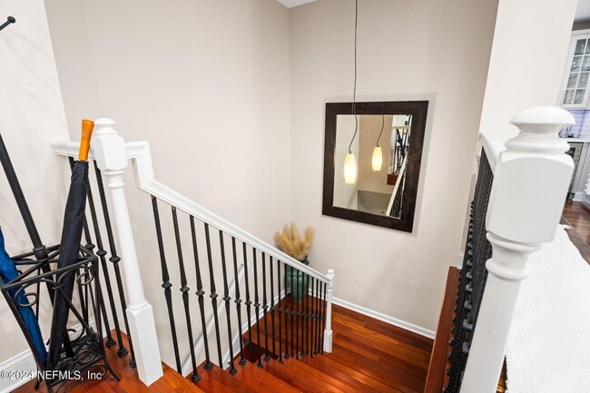 Building Photo - 400 E Bay St