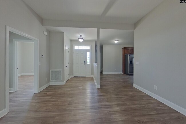 Building Photo - 11 Sedge Ct