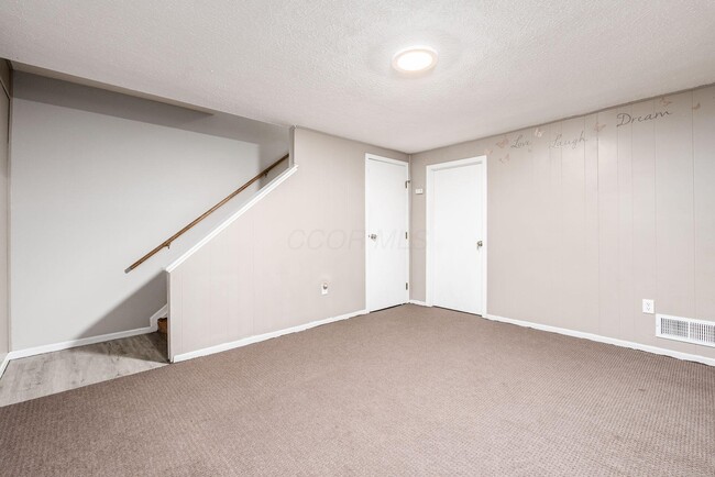 Building Photo - 1202 Worthington Woods Blvd