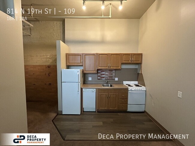 Building Photo - 814 N 19th St