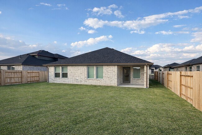 Building Photo - 27515 Hudson Sands Ln