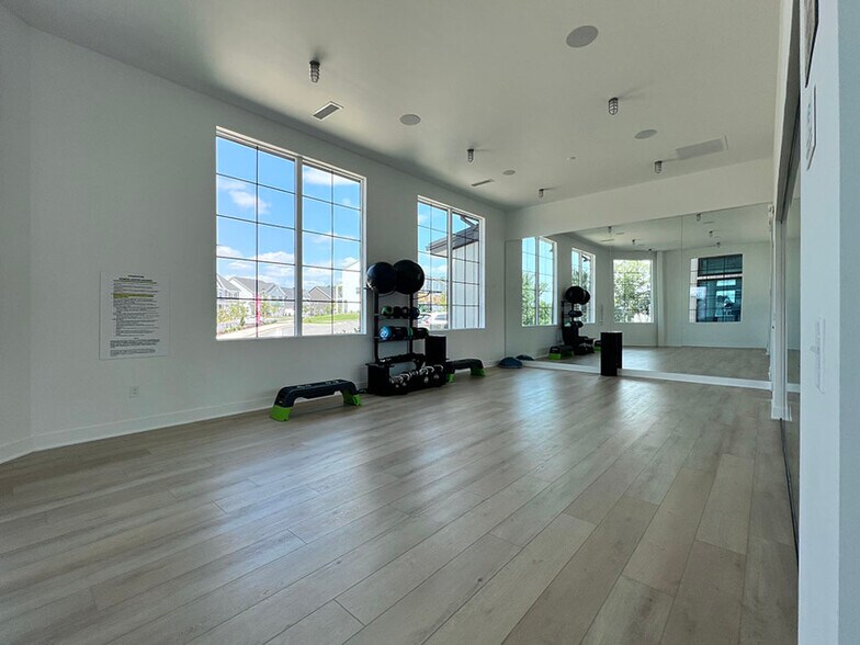Building Photo - 876 Cassa Clubhouse Way