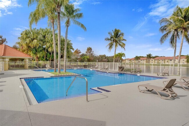 Building Photo - 457 Vista Isles Dr