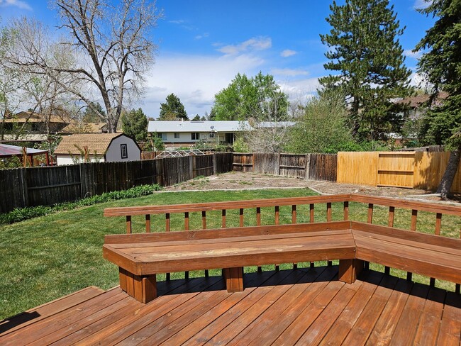 Building Photo - Newly remodeled Ranch Style Home With Huge...