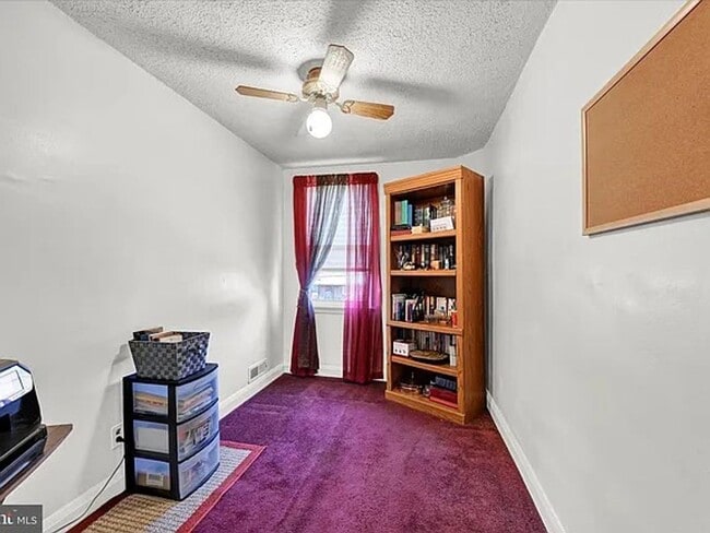 Building Photo - 3240 Westmont- YOUR NEXT HOME AWAITS