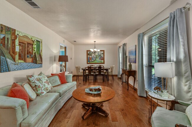 Building Photo - 7300 Augusta Cir