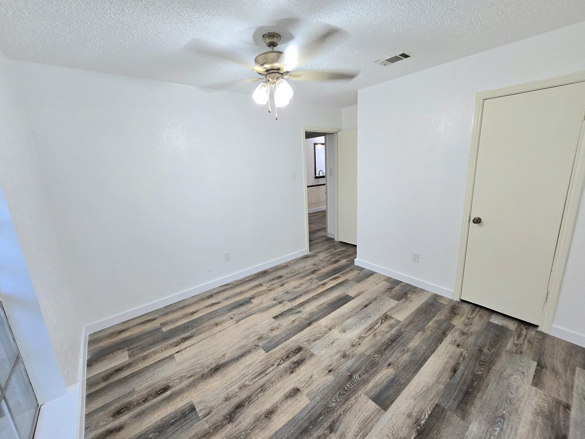 Building Photo - 1001 Hunters Creek Dr