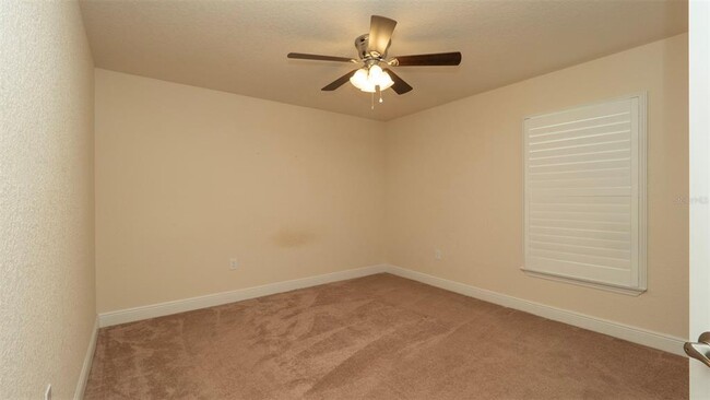Building Photo - 6856 Wirevine Dr