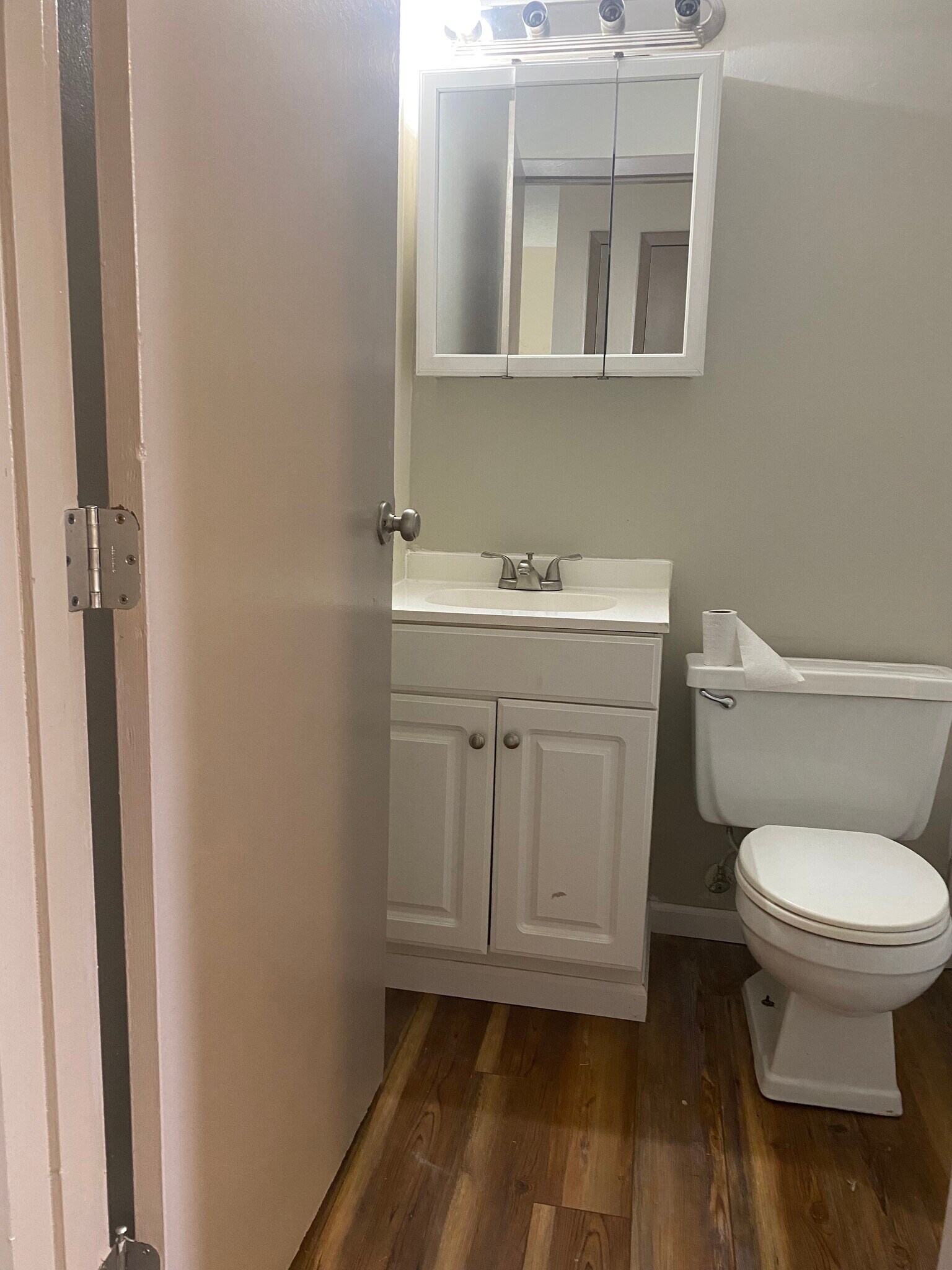 Building Photo - 1020 Broadway St