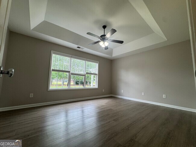 Building Photo - 201 Brookstone Dr SW