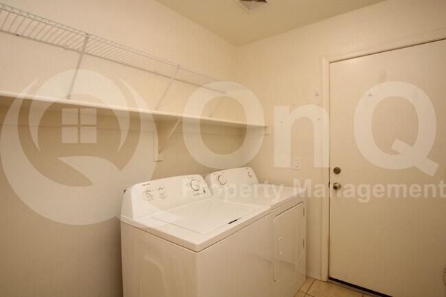 Building Photo - 10234 E Javelina Ave