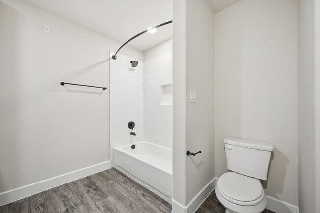 Building Photo - 3505 Taas Dr