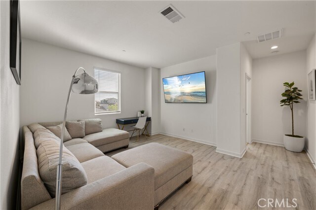 Building Photo - 50105 Rocamora St