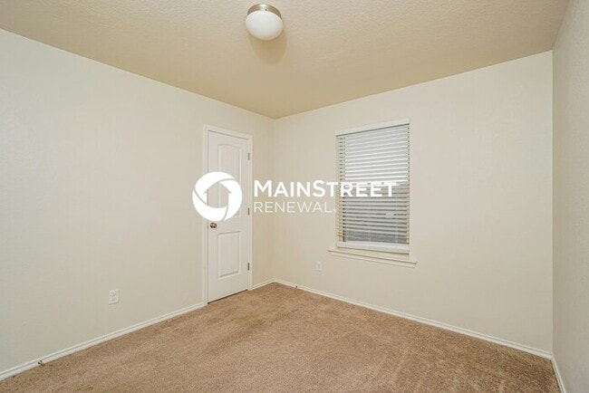 Building Photo - 3 Bedroom Pet-Friendly Home in New Braunfels, TX with Main Street Renewal