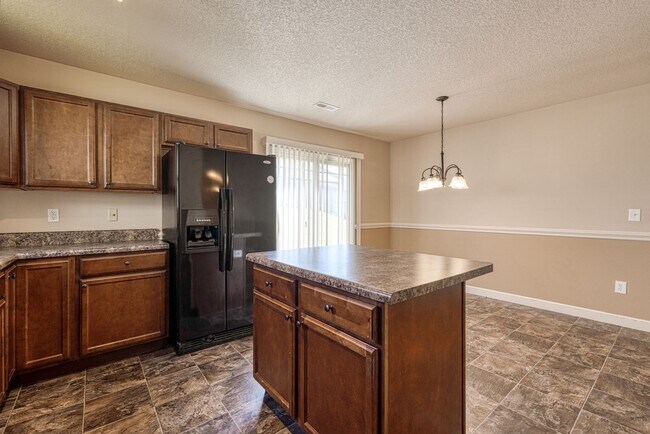 Building Photo - 707 Bankston Dr