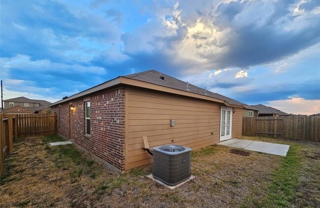 Building Photo - 340 Barrel Cactus Dr