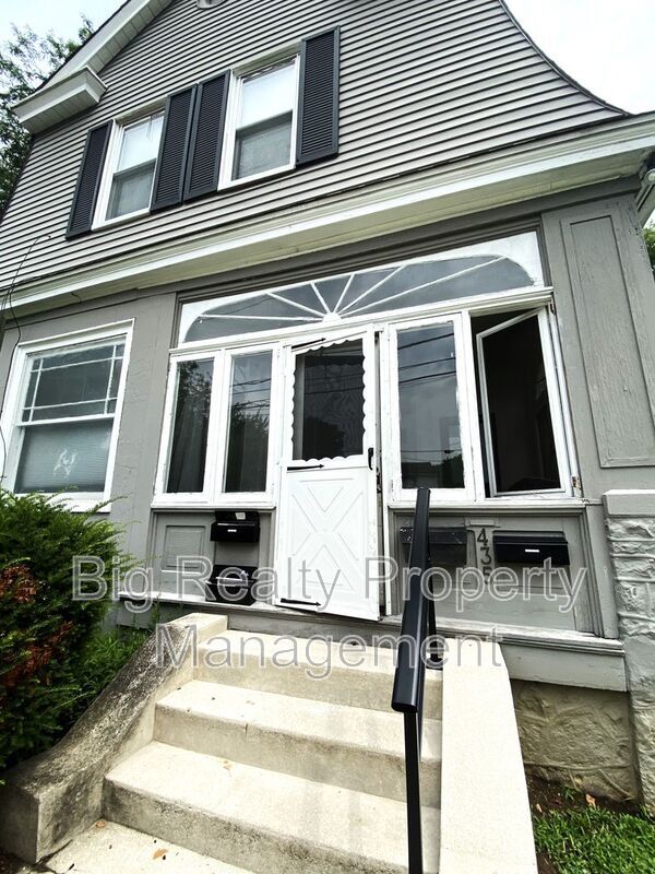 Primary Photo - 435 Nutt Rd