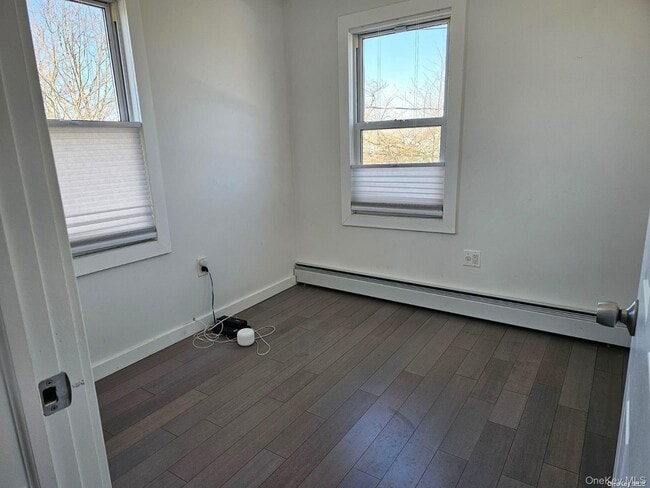 Building Photo - 146 Kingston Blvd