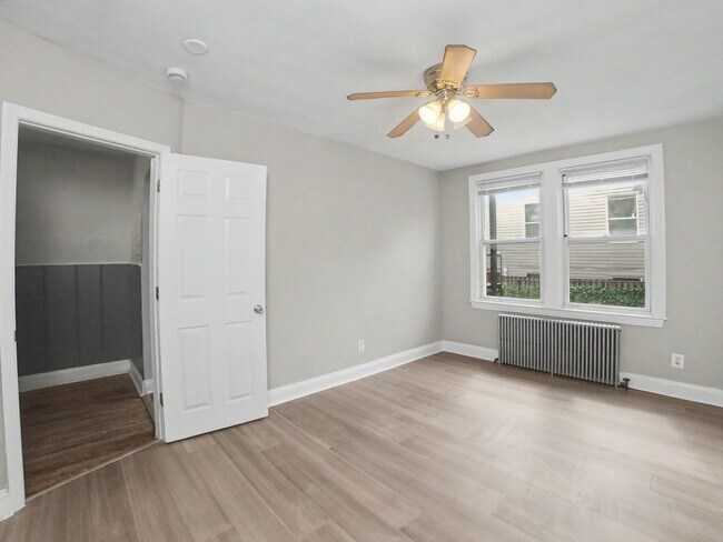 Building Photo - 3542 6th St NW